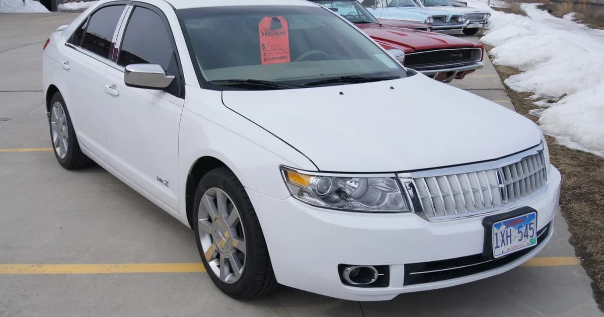 Lincoln MKZ I (2006–2009)