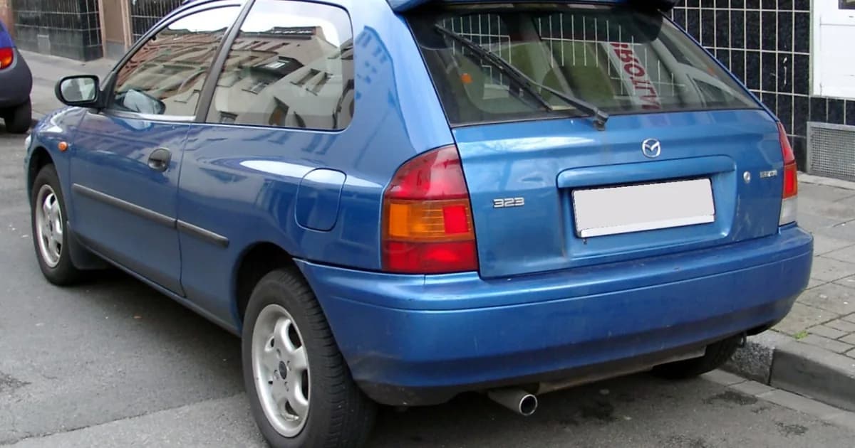 Mazda 323 P V (BA) (1997–2000)