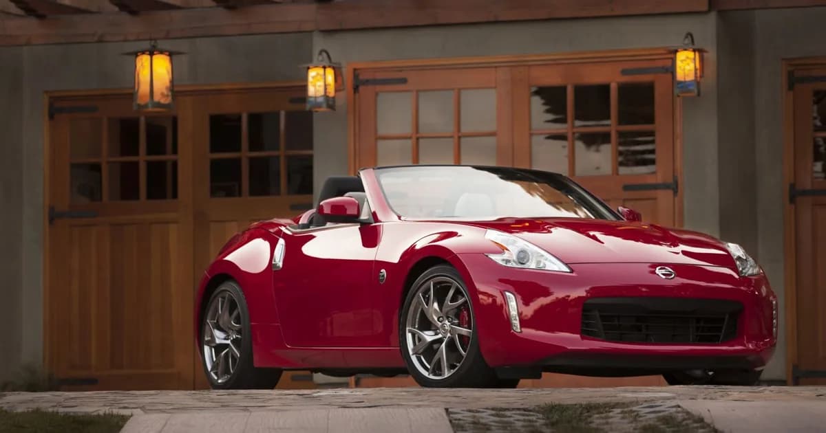Nissan 370Z Roadster (Restylage 2012) (2012–2017)