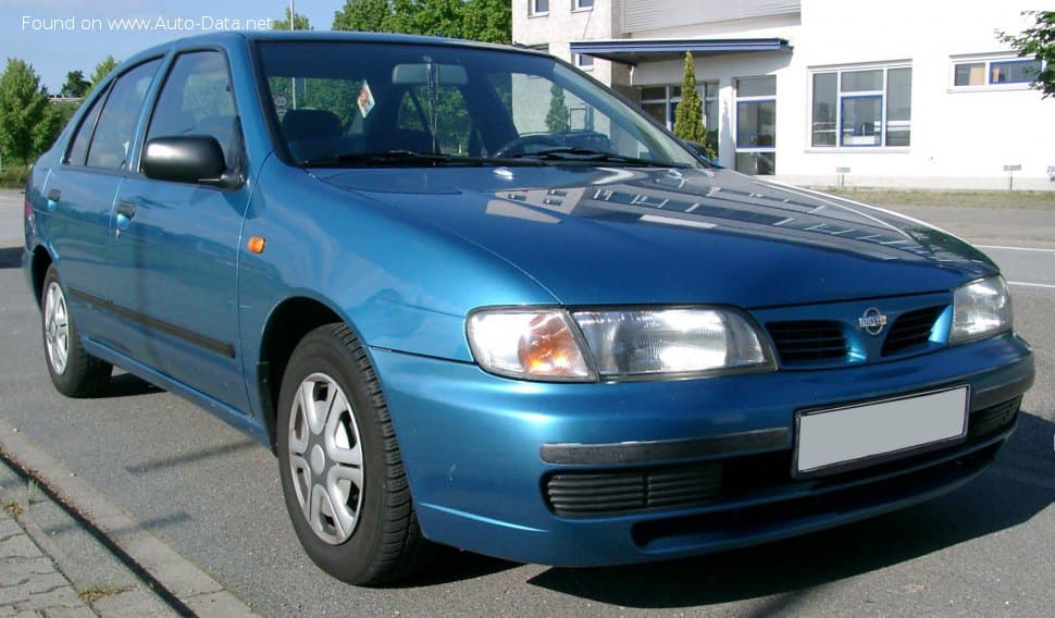 Nissan Almera I (1995–2000)