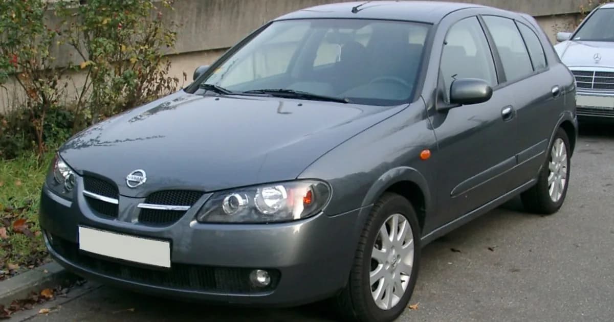 Nissan Almera II Hatchback (N16, Restylage 2003) (2003–2006)