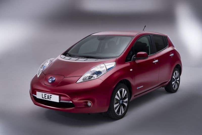 Nissan Leaf I (2010–2017)