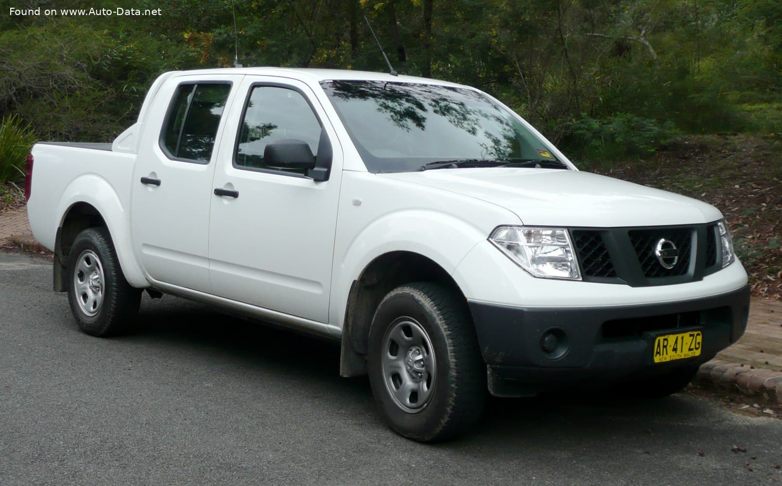 Nissan Navara III D40 (2005–2007)