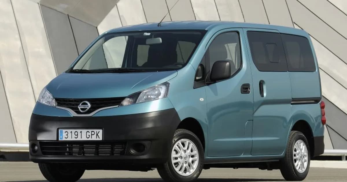 Nissan NV200 Combi (2009–2019)