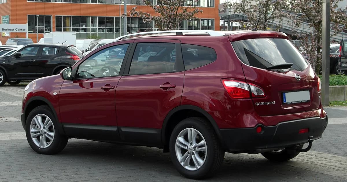 Nissan Qashqai+2 I (NJ10, Restylage 2010) (2010–2014)