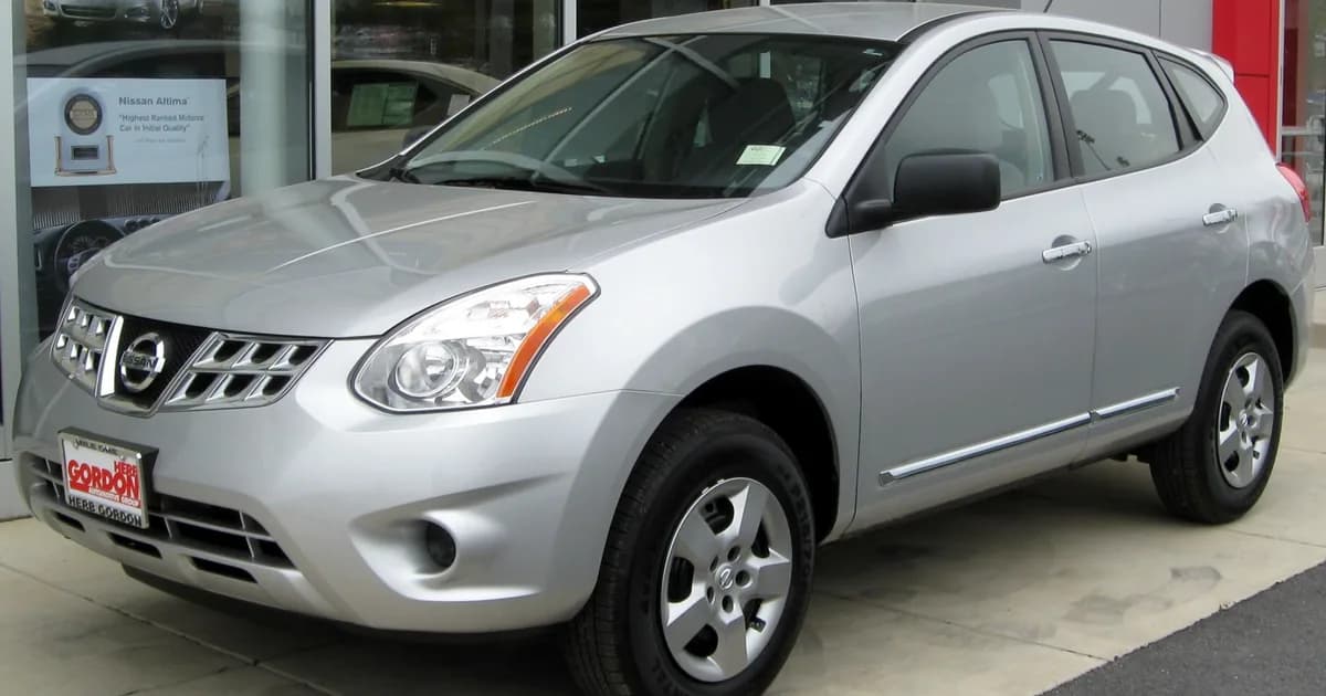 Nissan Rogue I (S35, Restylage 2011) (2011–2013)