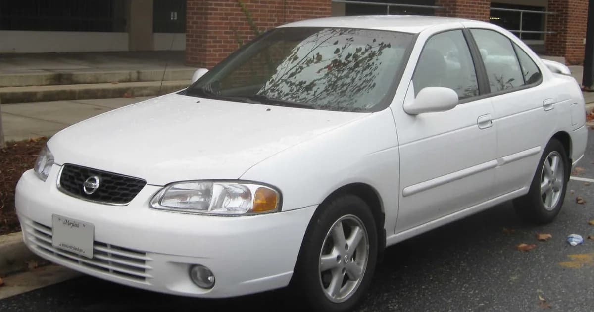 Nissan Sentra (B15) (2000–2006)