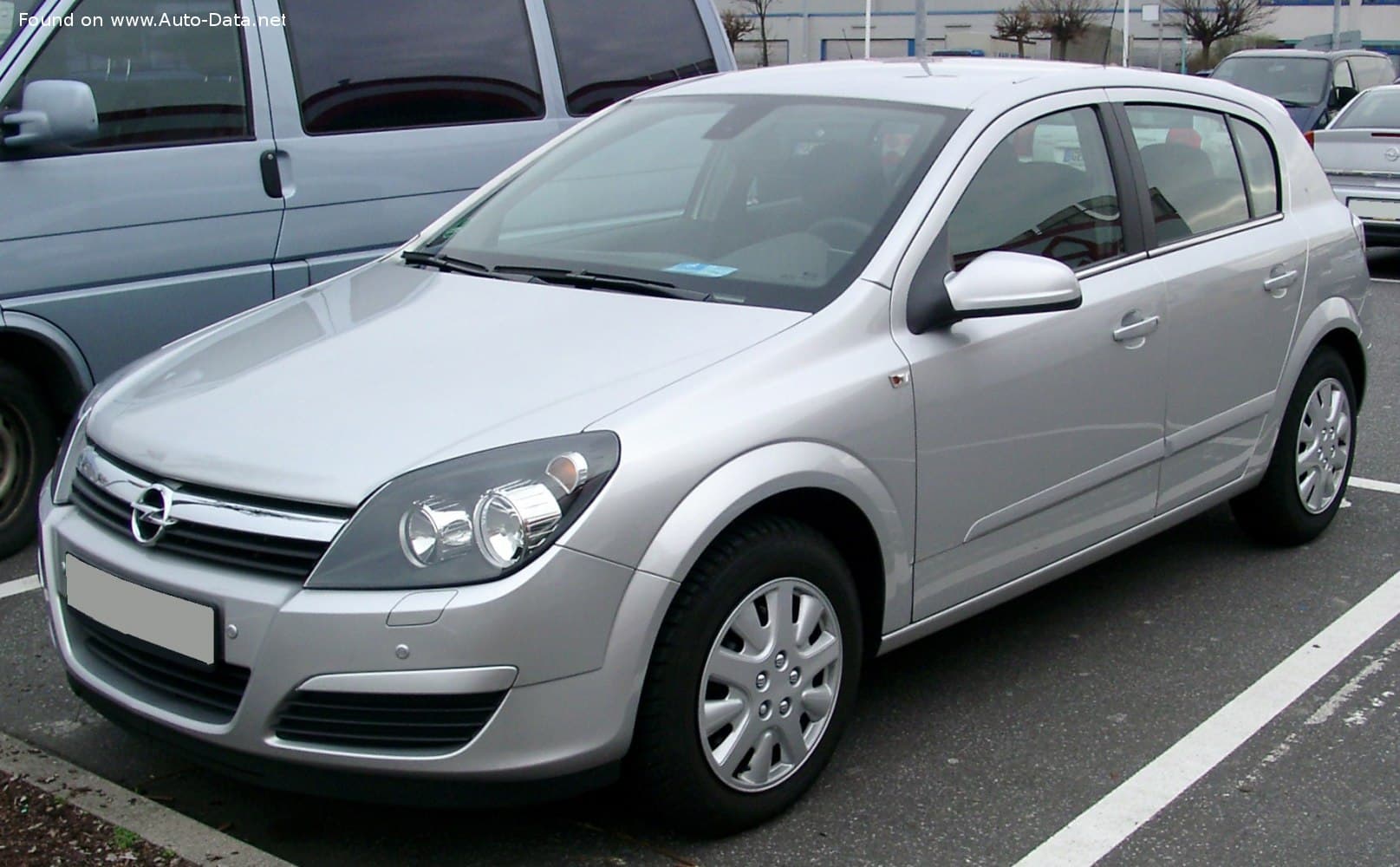 Opel Astra H (2004–2006)