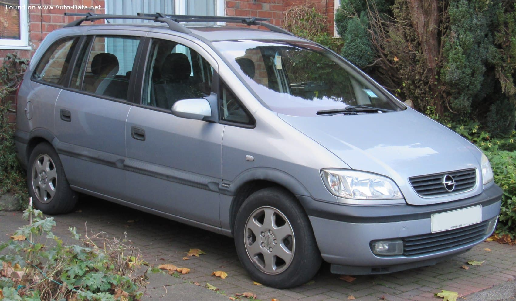 Opel Zafira A (1999–2002)