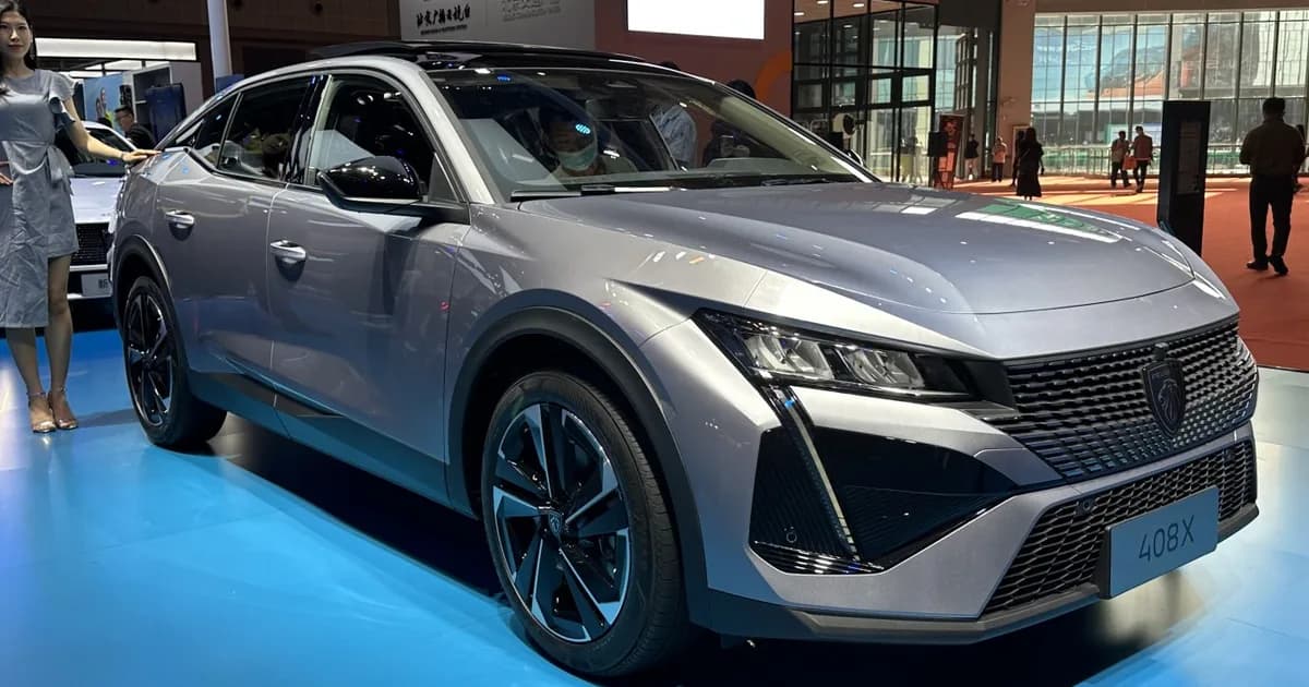 Peugeot 408 X (crossover) (2023–Présent)
