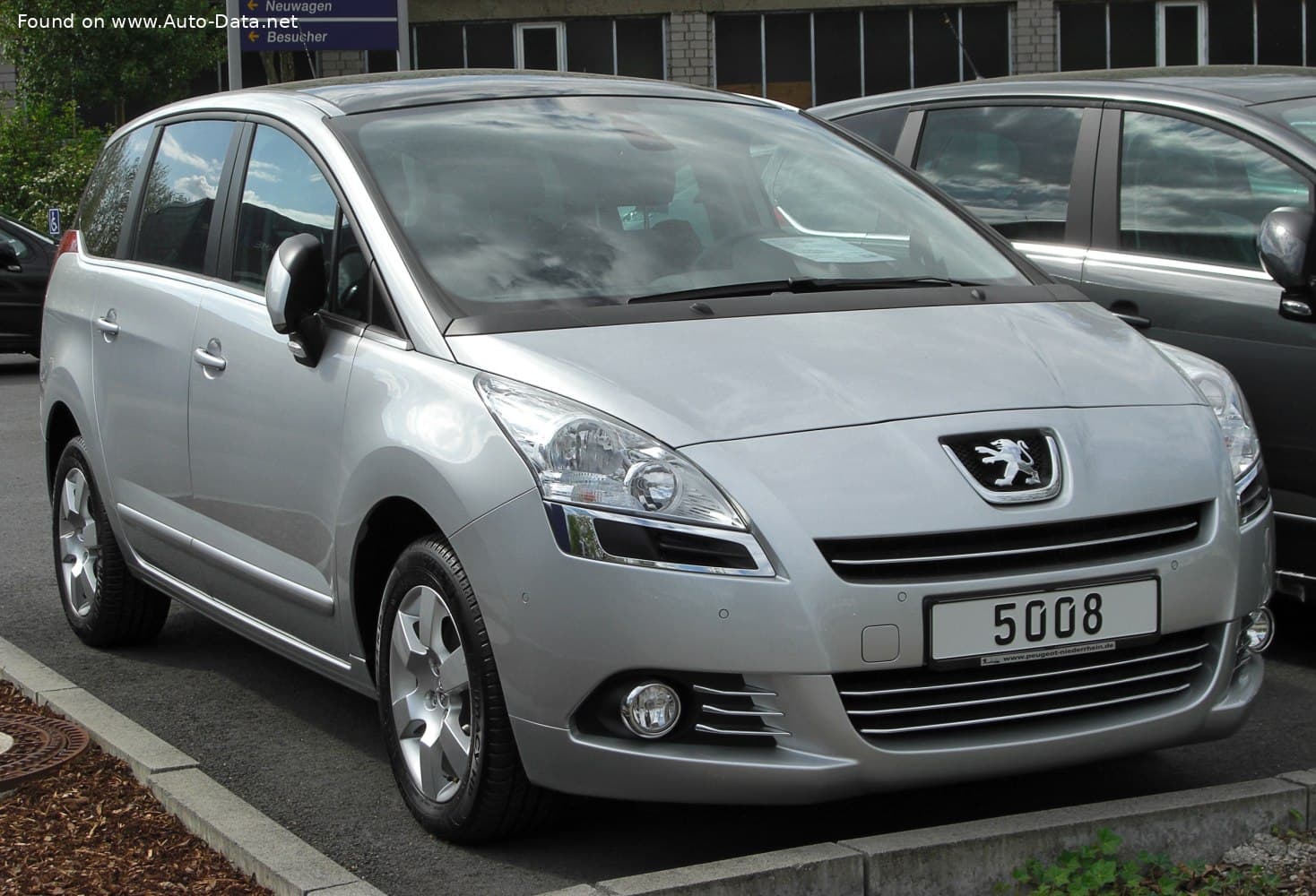 Peugeot 5008 Phase 1 (2009–2013)