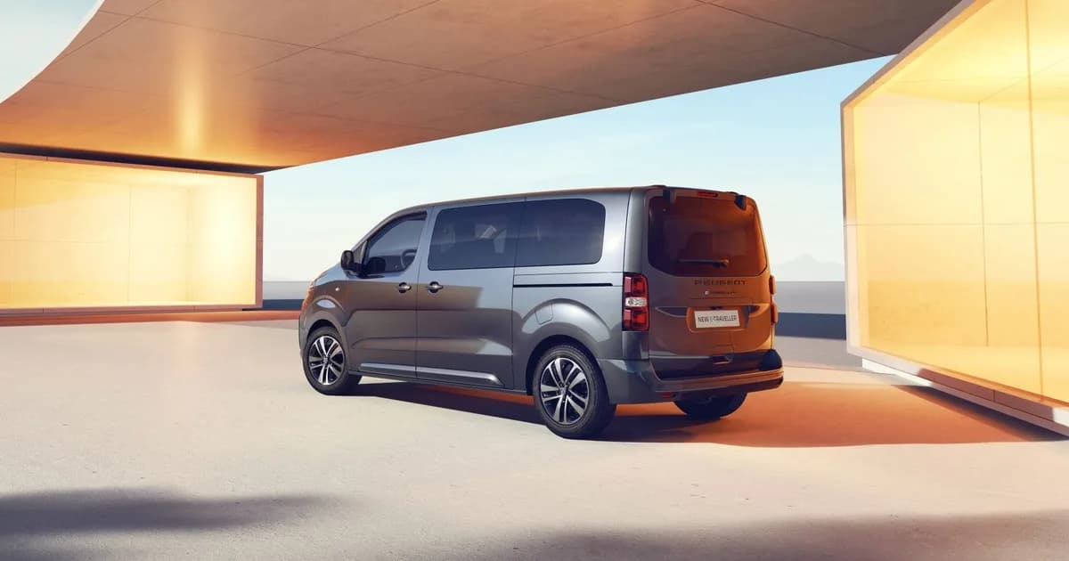 Peugeot Traveller L2 (Restylage 2024) (2024–Présent)