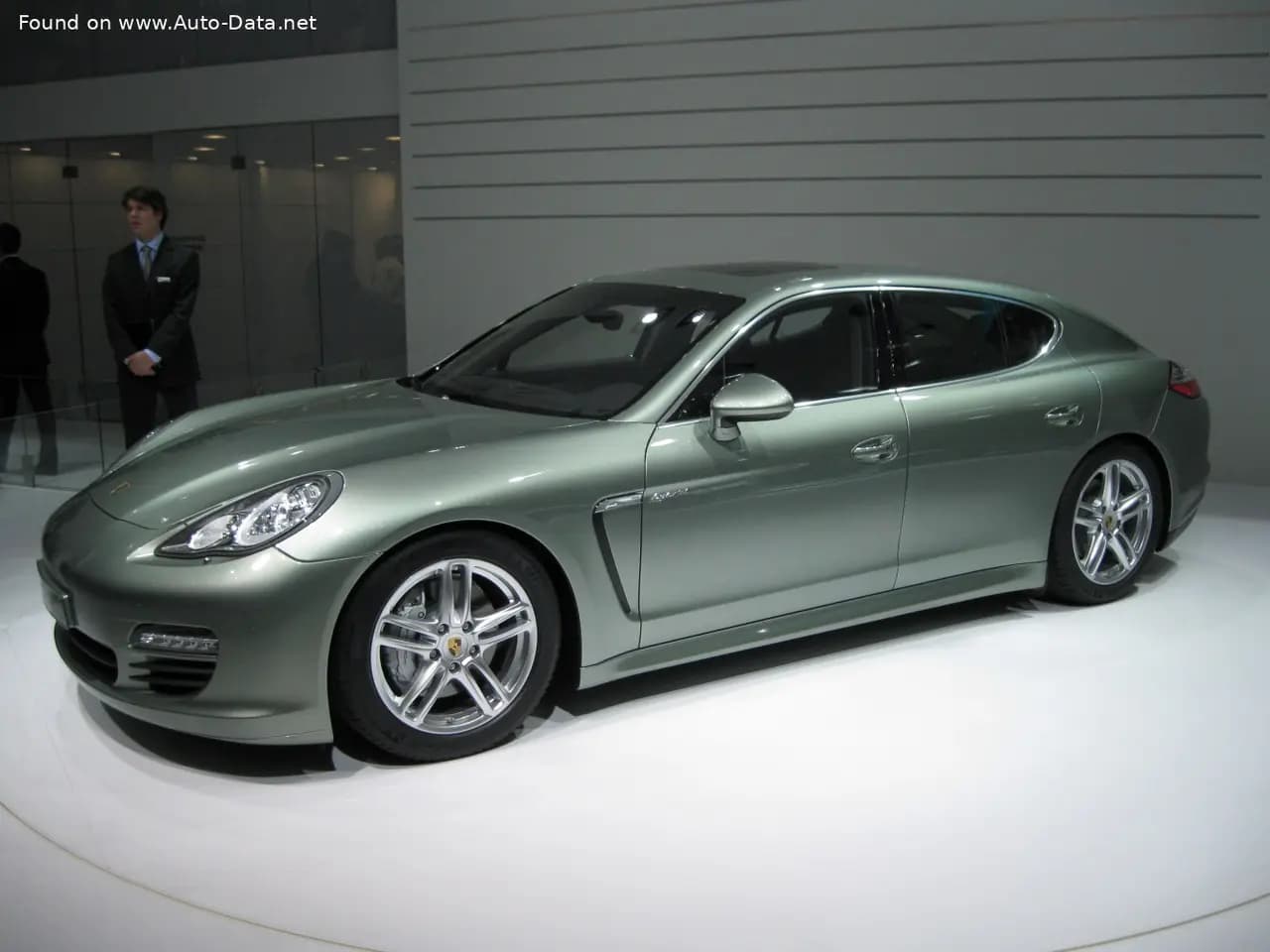 Porsche Panamera (G1) (2009–2013)