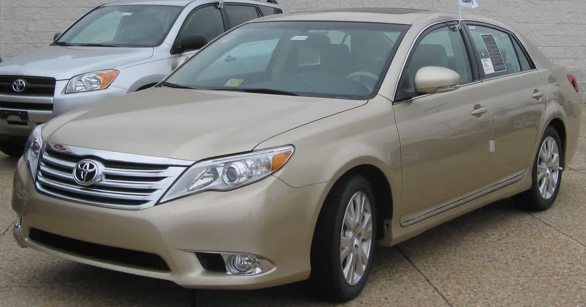 Toyota Avalon III (Restylage 2010) (2010–2012)
