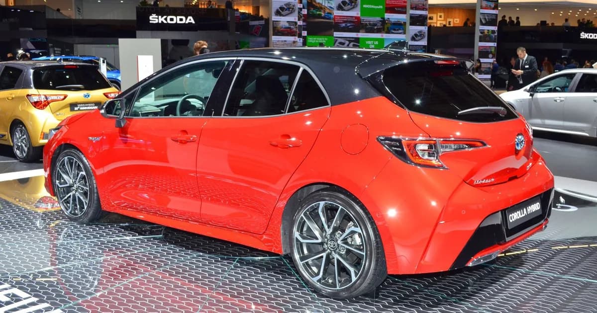 Toyota Corolla Hatchback XII (E210)
