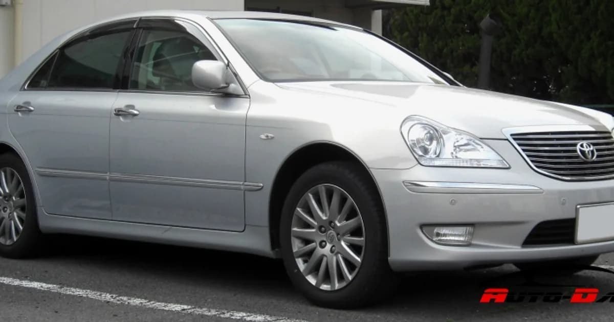 Toyota Crown Majesta IV (S180)