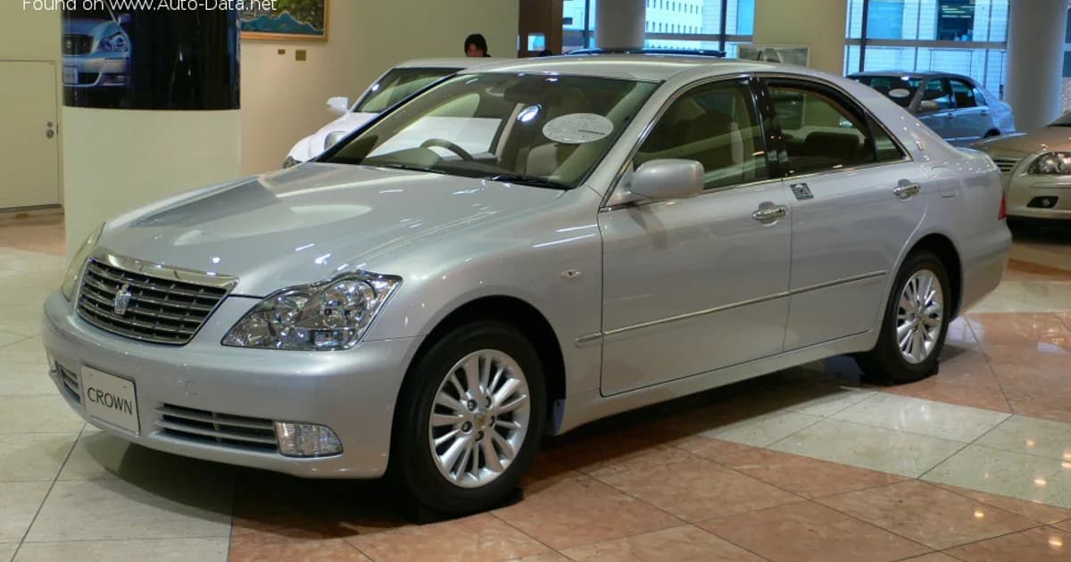 Toyota Crown XII Royal