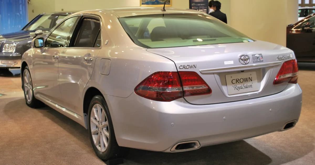 Toyota Crown XIII Royal (S200)