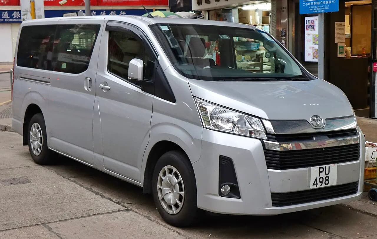 Toyota HiAce V (H200) Van Long