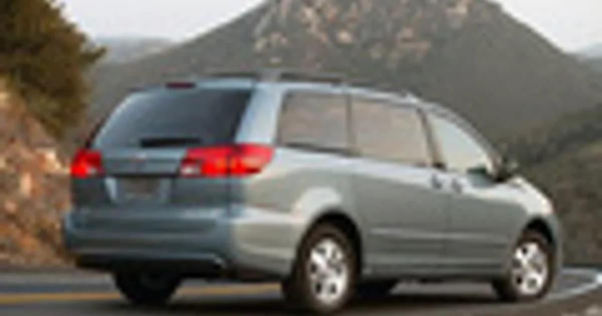 Toyota Sienna II