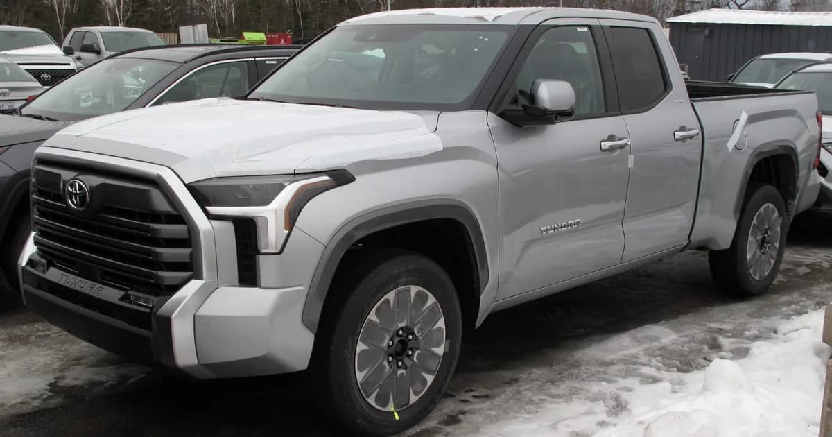 Toyota Tundra III Double Cab Standard Bed