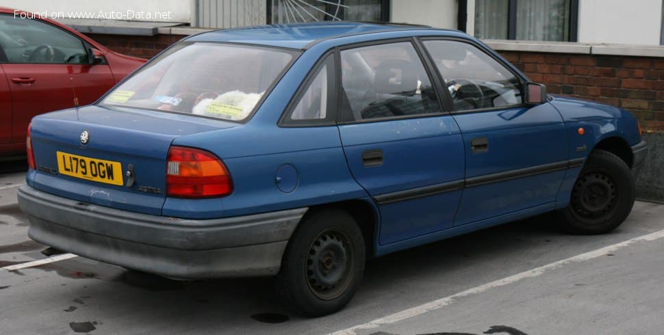 Vauxhall Astra Mk III (1996–1998)