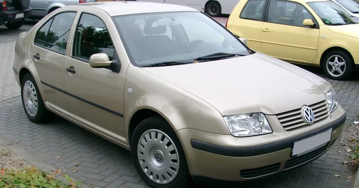 Volkswagen Bora (1J2) (1998–2005)