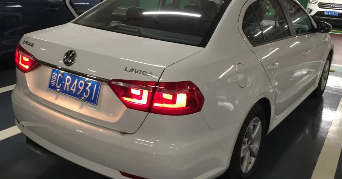 Volkswagen Lavida II (Restylage 2015) (2015–2018)