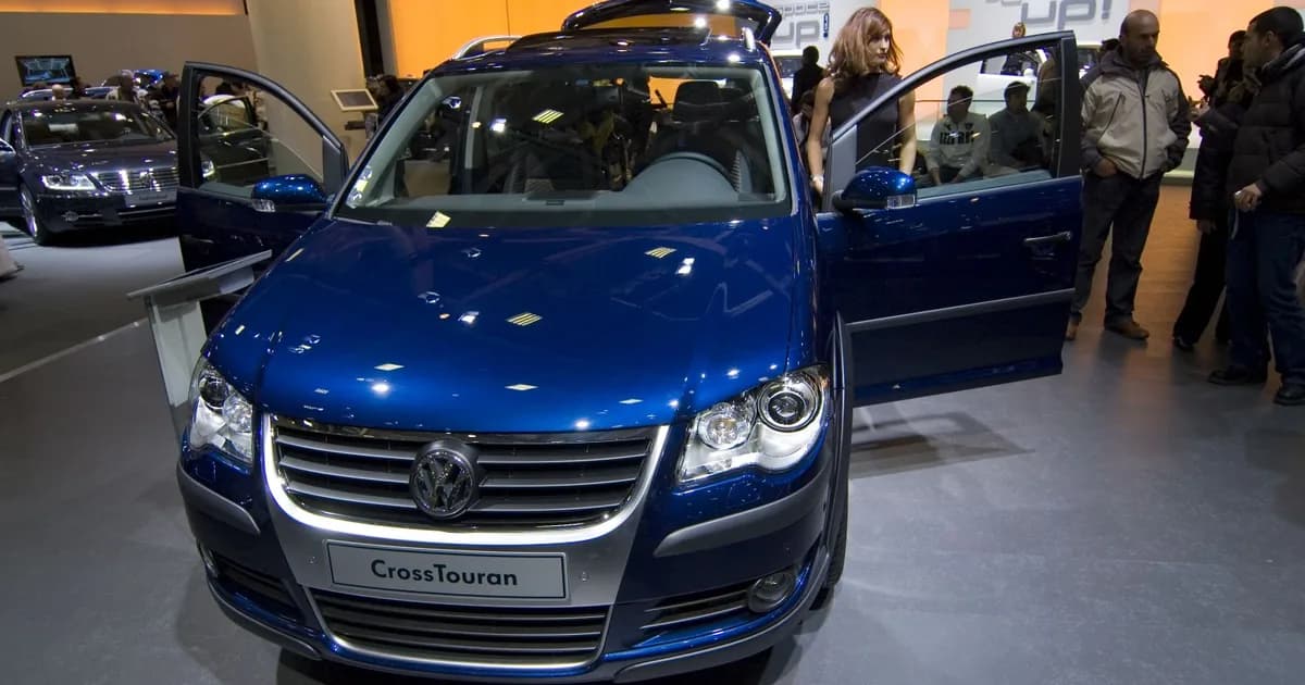 Volkswagen Cross Touran I (2007–2010)