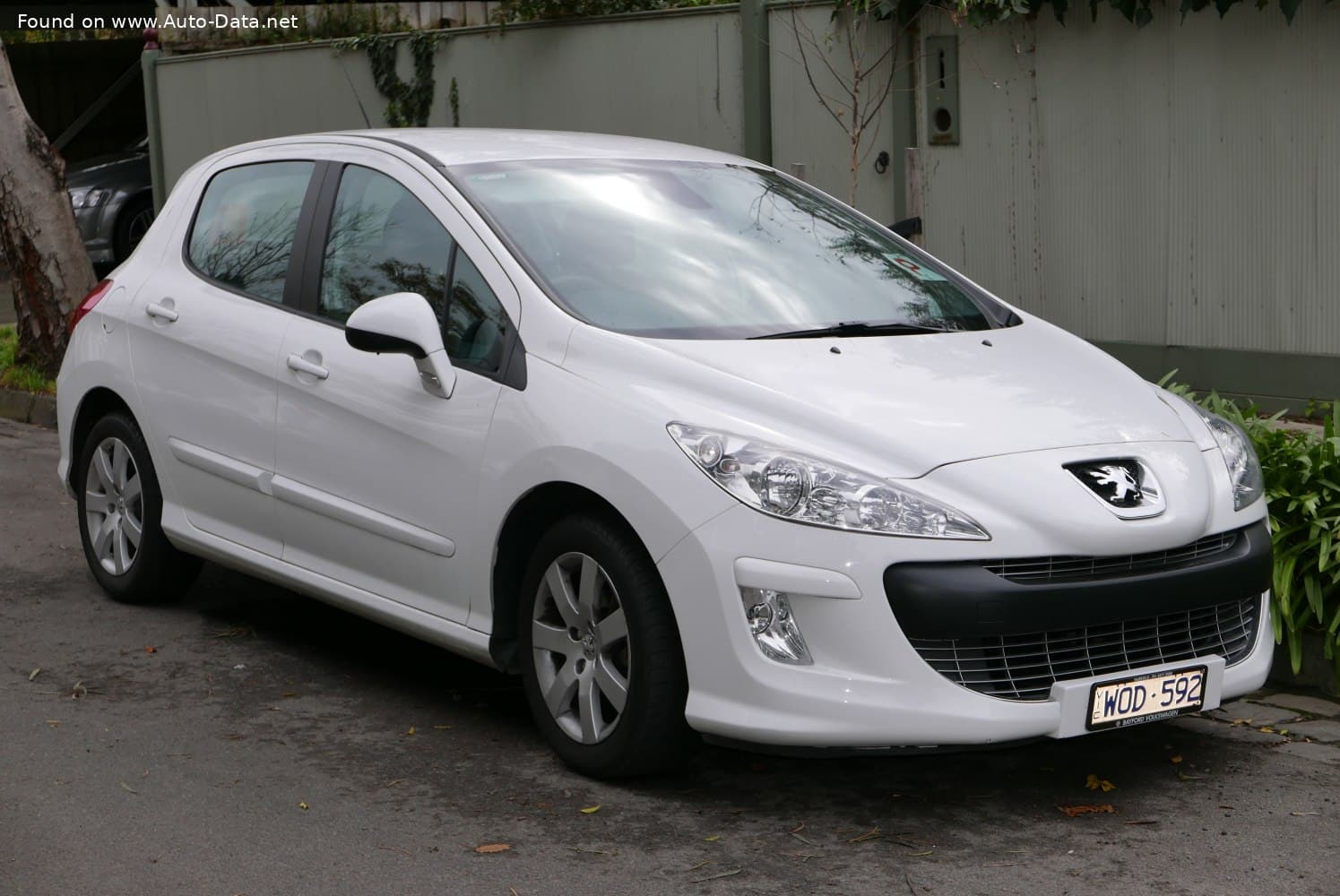 Peugeot 308 Phase 1 (2007–2010)