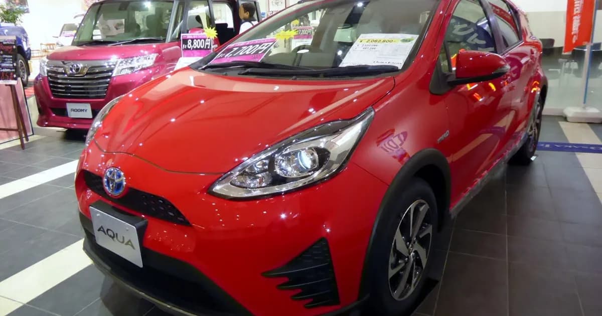 Toyota Aqua I