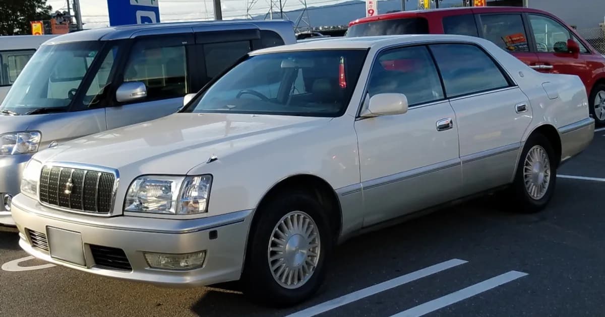 Toyota Crown Majesta II