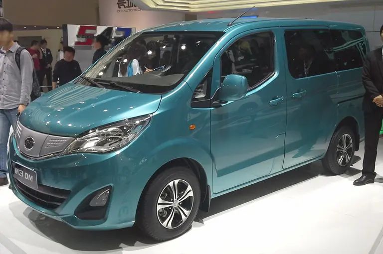 BYD M3e
