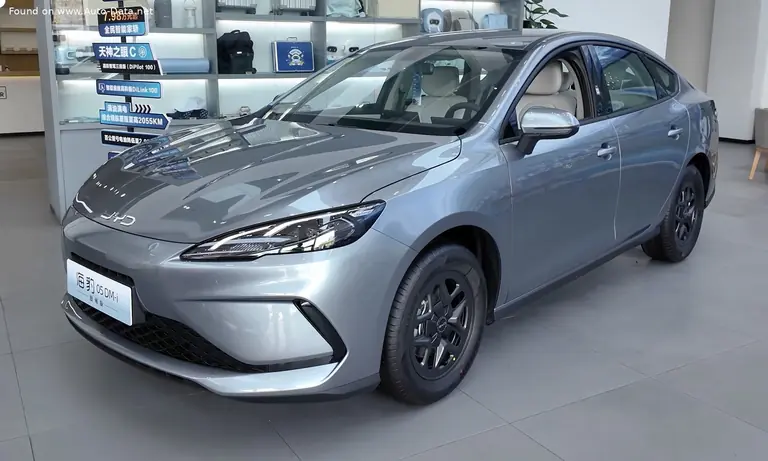 BYD Seal 05