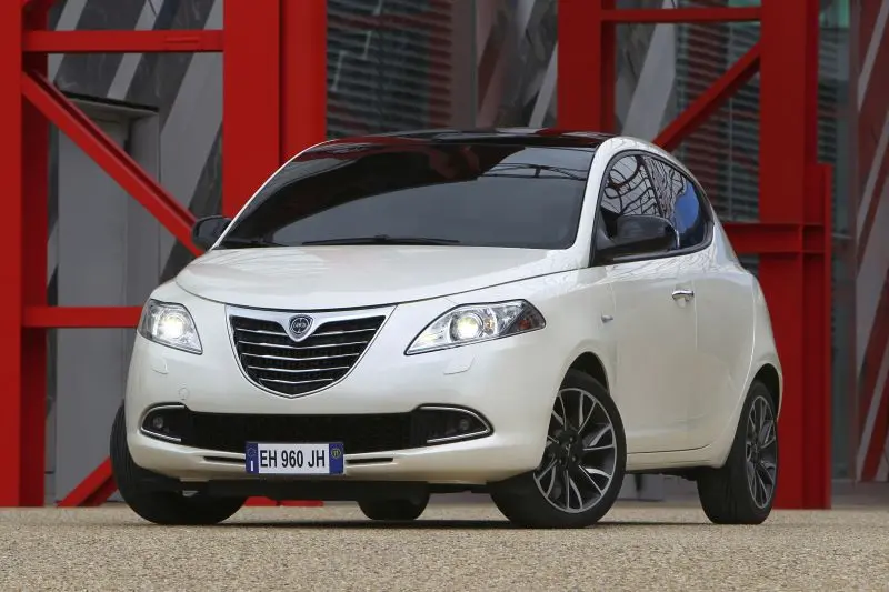 Lancia Ypsilon