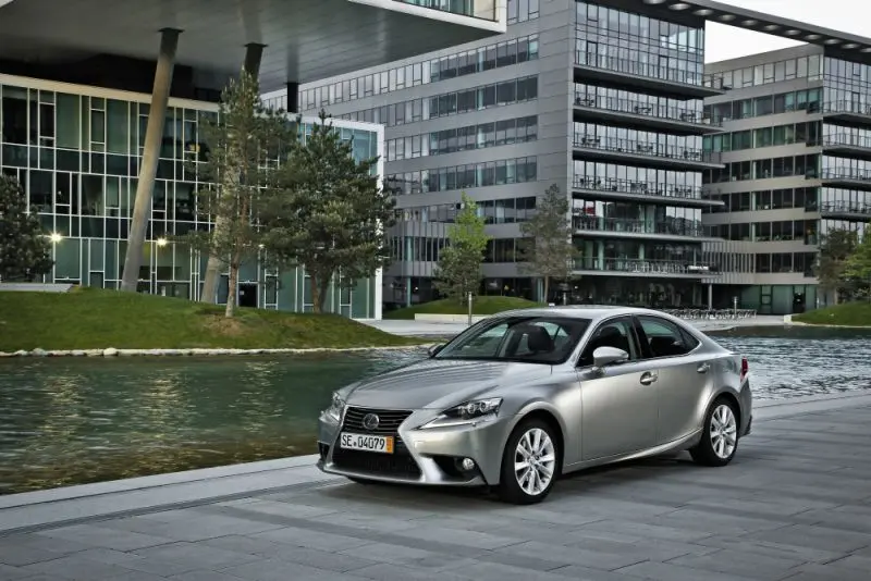 Lexus IS III