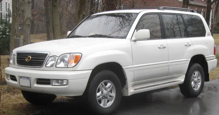Lexus LX II (1998-2002)