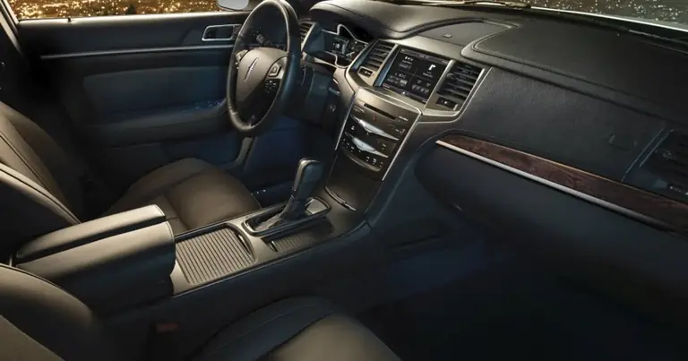 Lincoln MKS I (Restylage 2013)