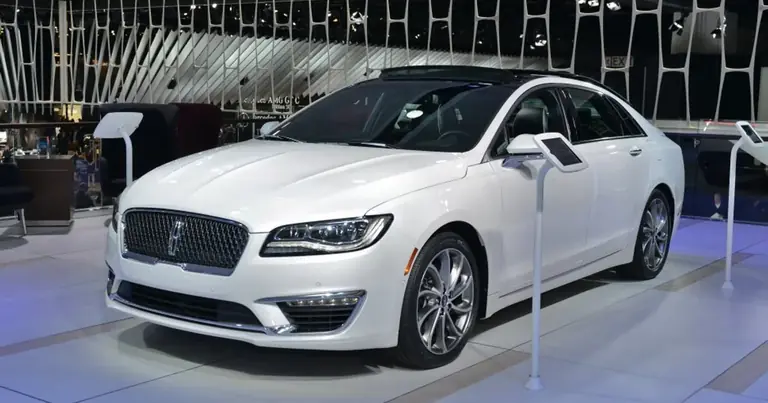 Lincoln MKZ II (Restylage 2017) (2016-2020)