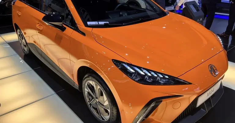 MG MG4 EV I (2022-Présent)
