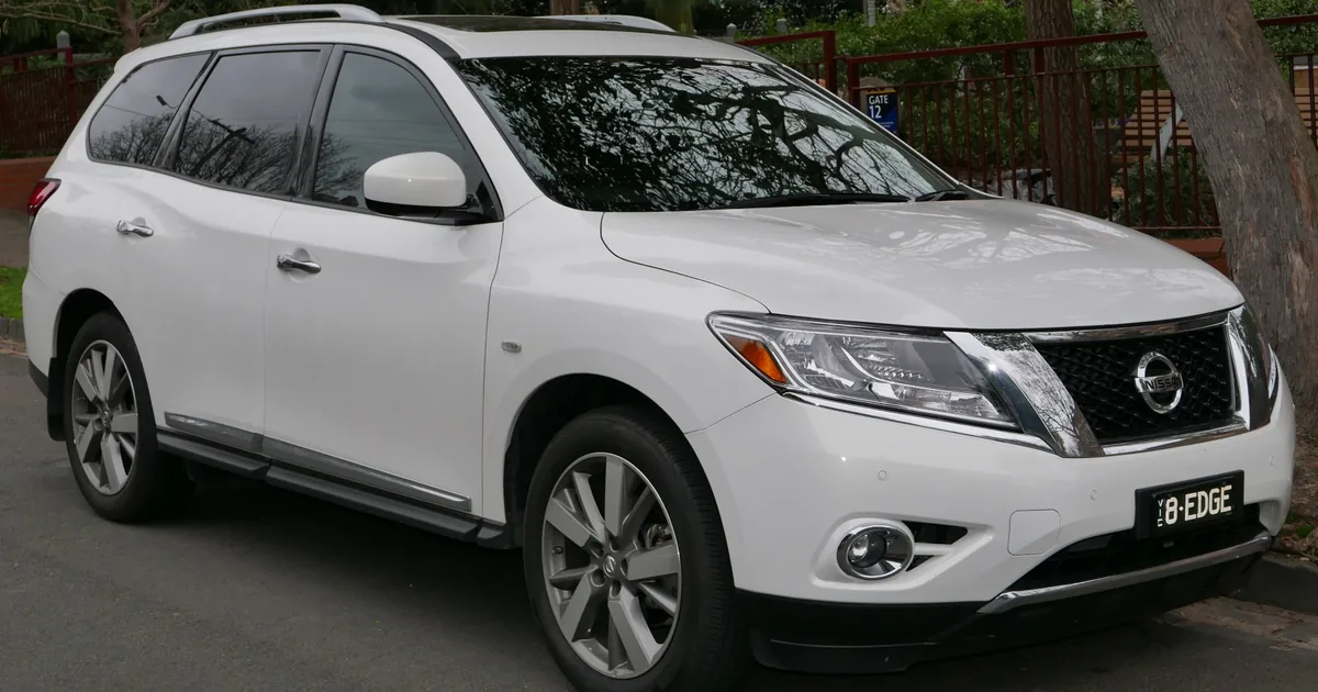 Nissan Pathfinder IV