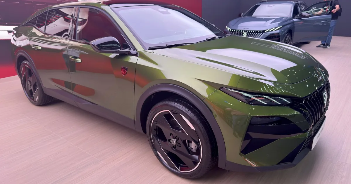 Peugeot 408 (crossover)