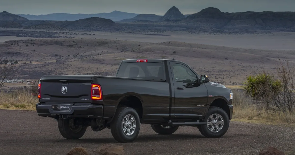 RAM 2500/3500 Regular Cab II (DT) (2019–2025)