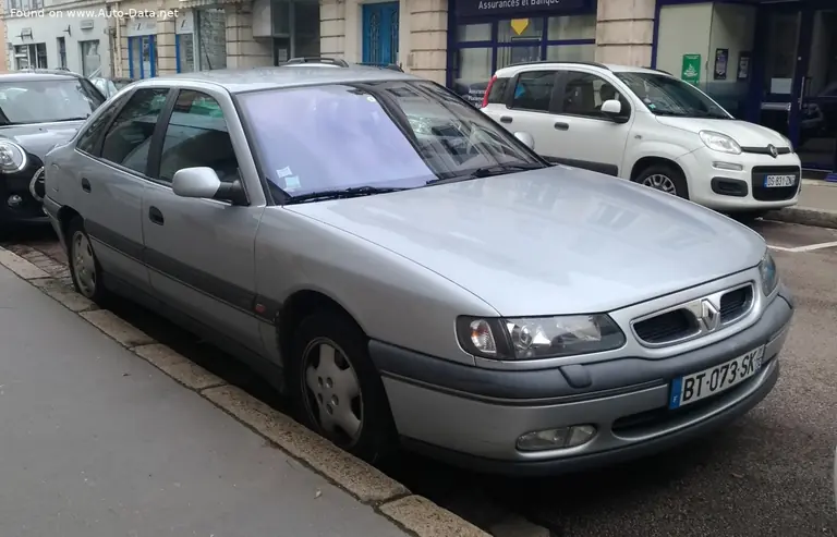 Renault Safrane I (B54, Restylage 1996)