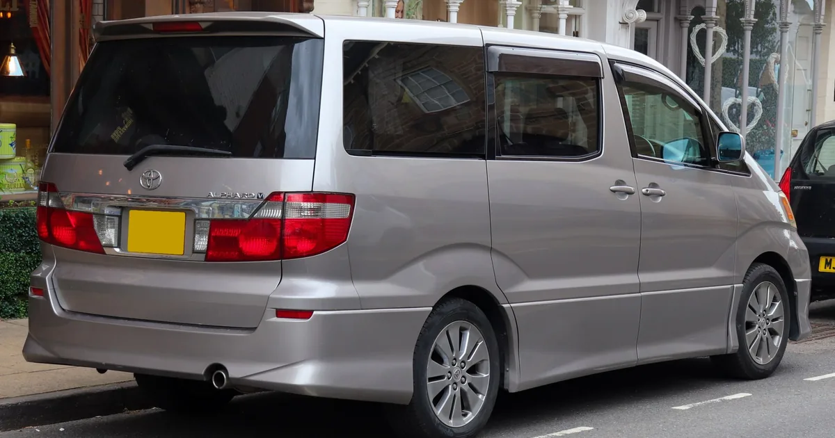 Toyota Alphard I