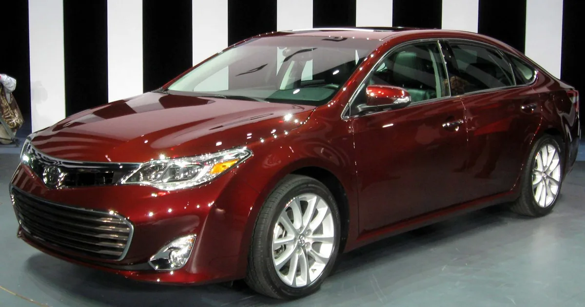 Toyota Avalon IV