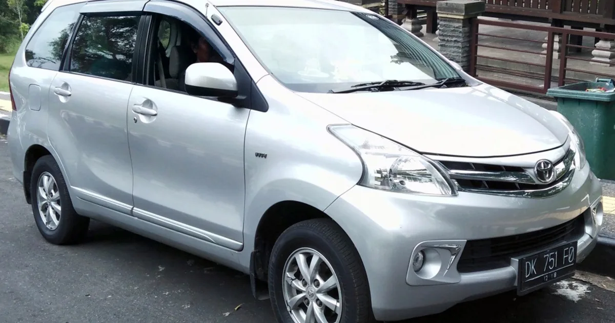 Toyota Avanza II
