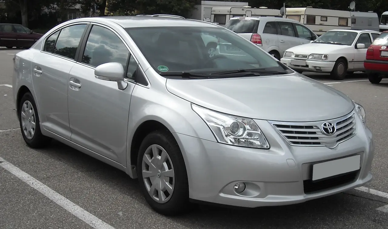Toyota Avensis III