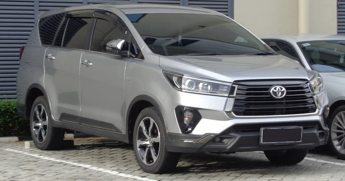 Toyota Kijang Innova II