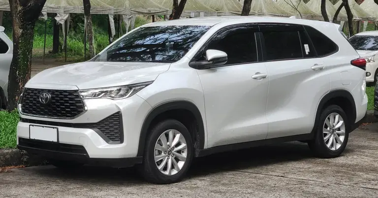 Toyota Kijang Innova Zenix III (2022-Présent)